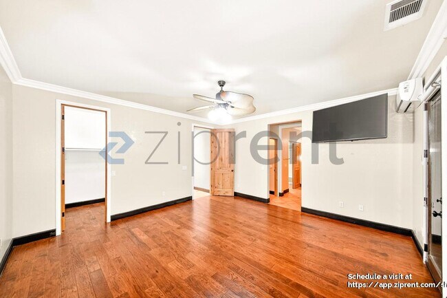 Building Photo - 1485 Clearview Cir