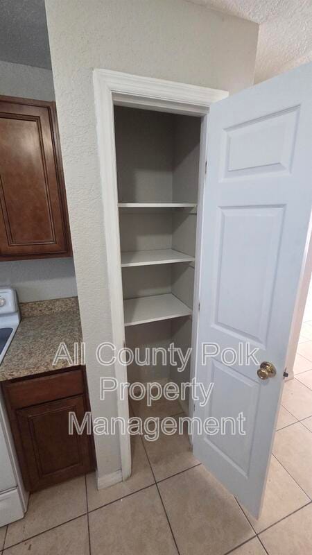 Building Photo - 712 Bryon Ct