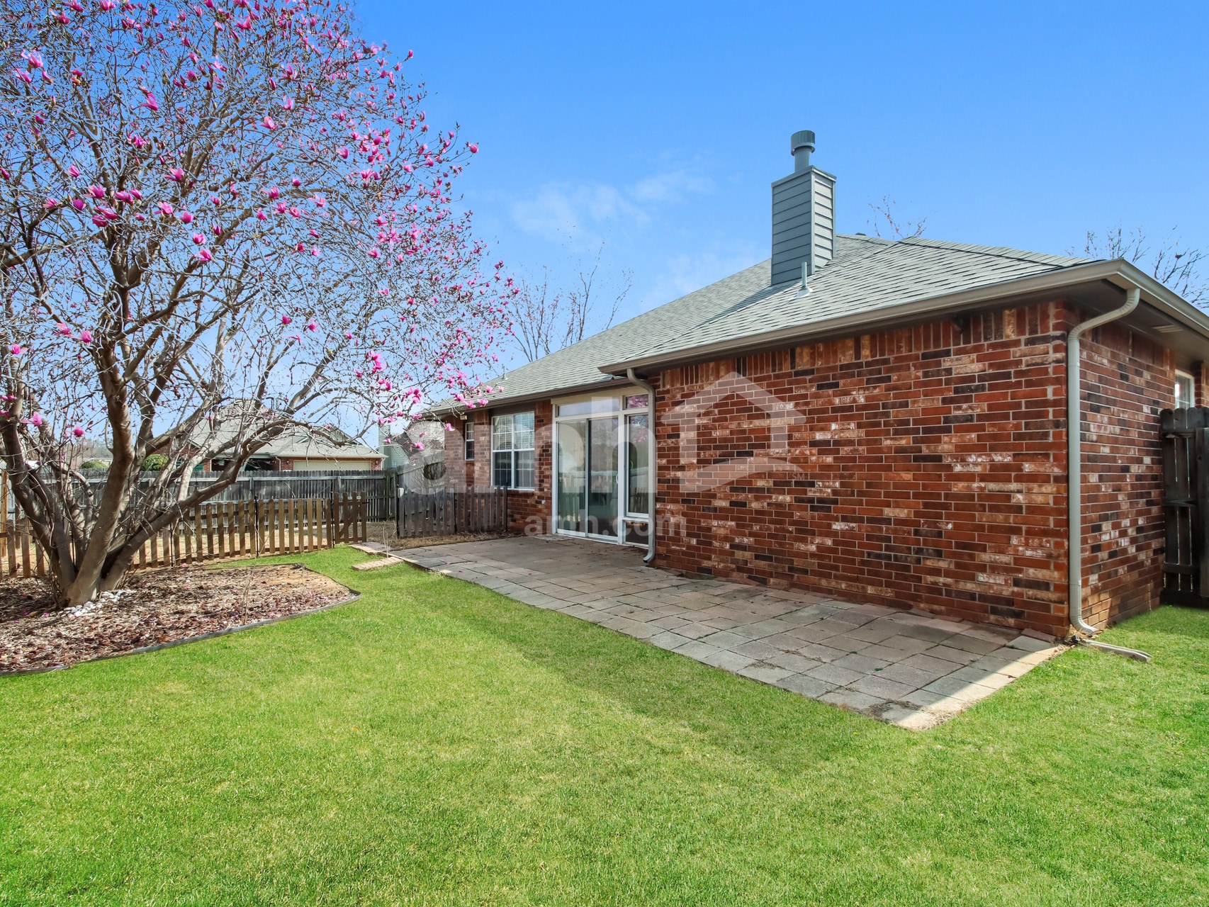 Building Photo - 10421 E 112th St S