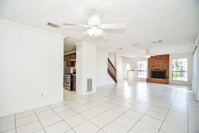 Building Photo - 12311 Grove Meadow Dr