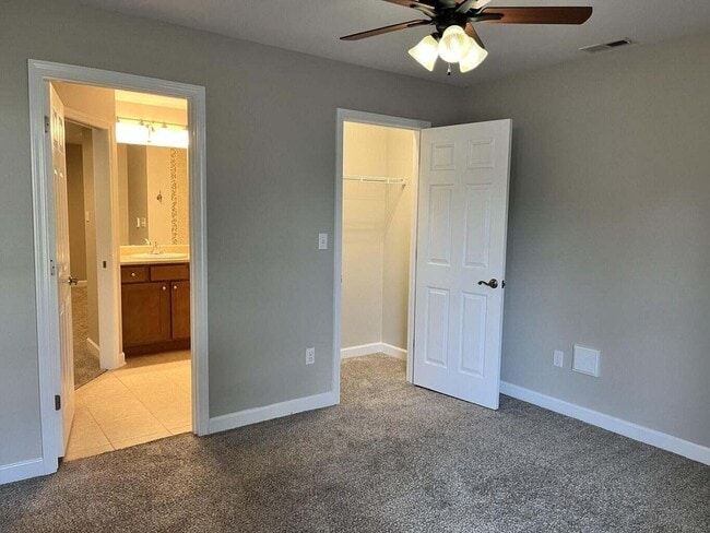 Building Photo - 5115 W Georgetown Dr