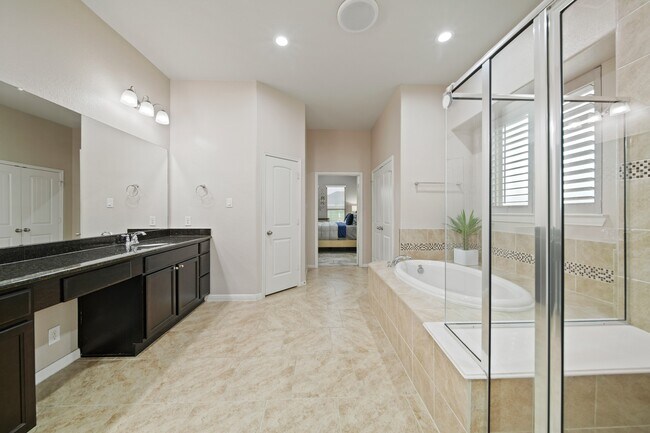 Building Photo - 6614 Sterling Shores Ln