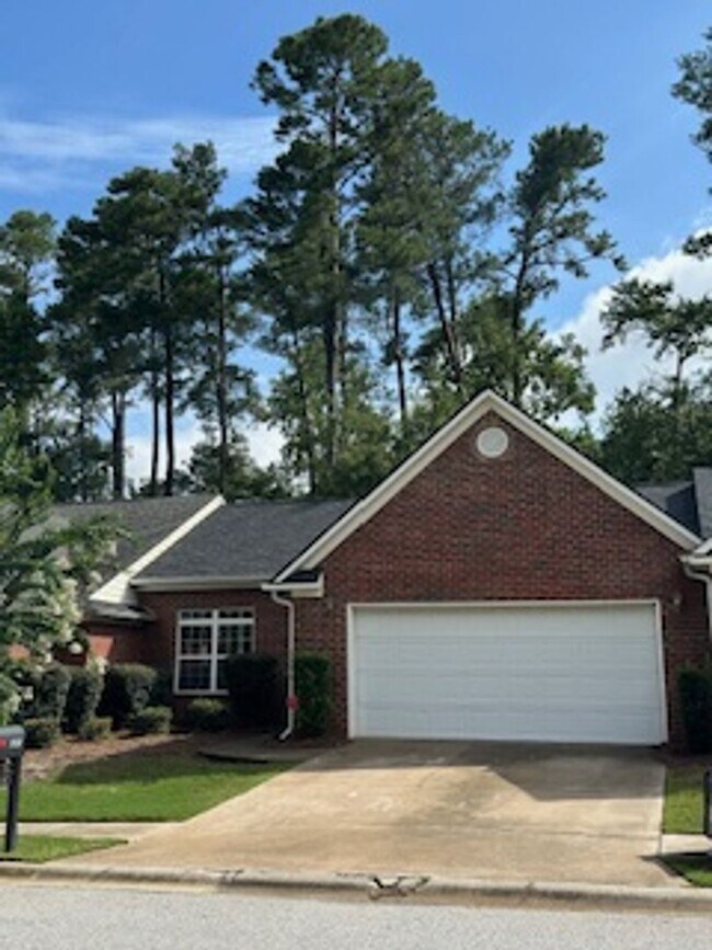 Building Photo - 3 BR/ 2 BA Attached Home