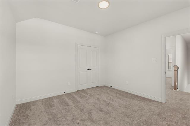 Building Photo - 818 Monza Dr