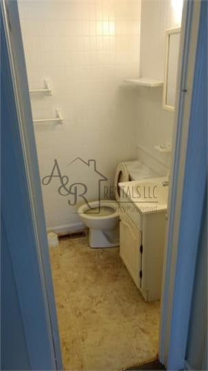 Building Photo - 1728 S Walnut St