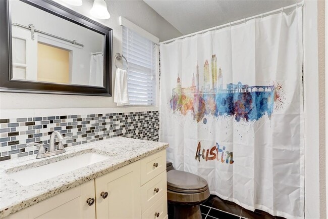 Building Photo - 4802 Walden Cir