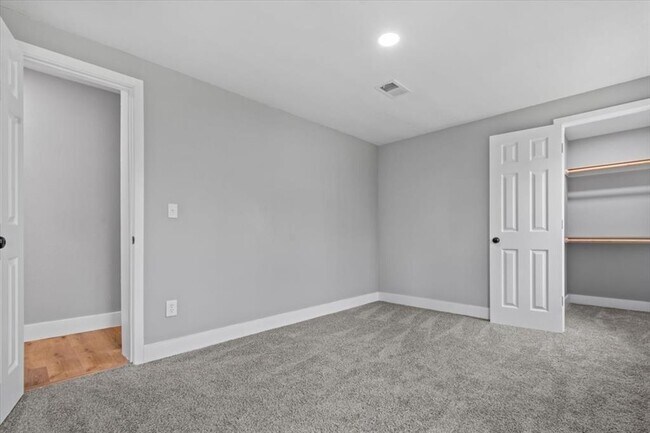 Building Photo - 102 East St