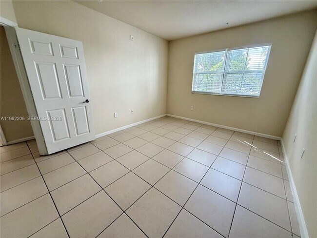 Building Photo - 8960 NW 97th Ave