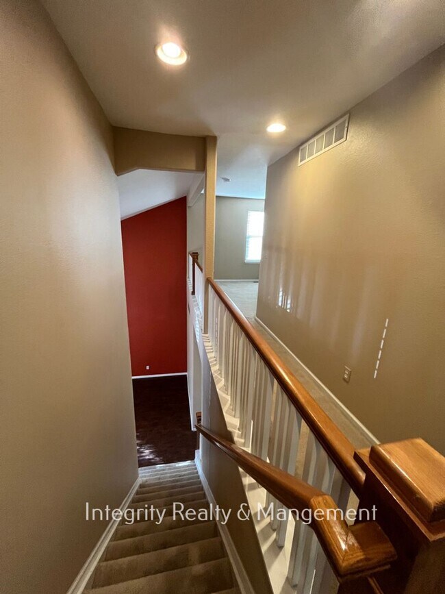 Building Photo - 9262 Melborne Ct