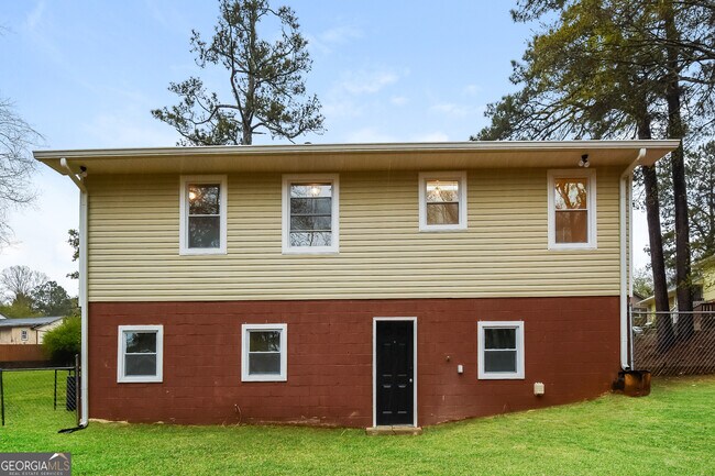 Building Photo - 8807 Crown Ct