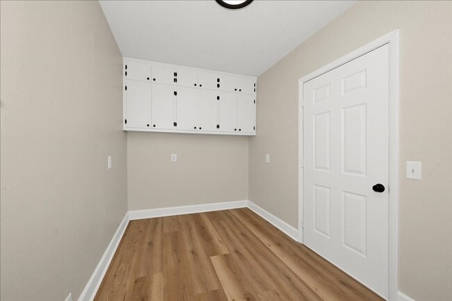 Building Photo - 1208 Spruce St