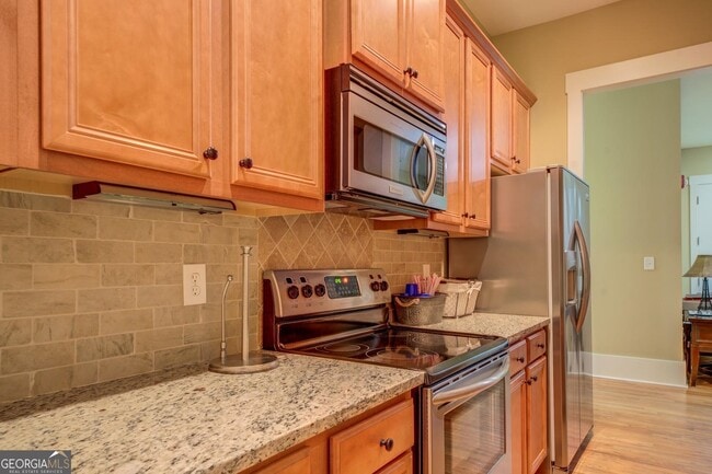 Building Photo - 4165 Raphael Street