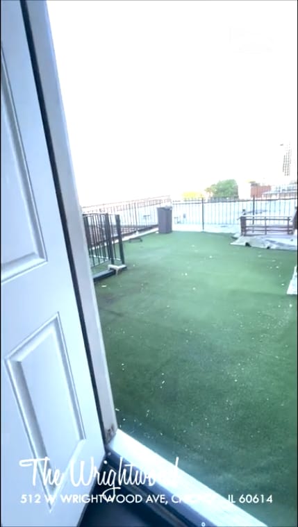 Building Photo - 518 W Wrightwood Ave