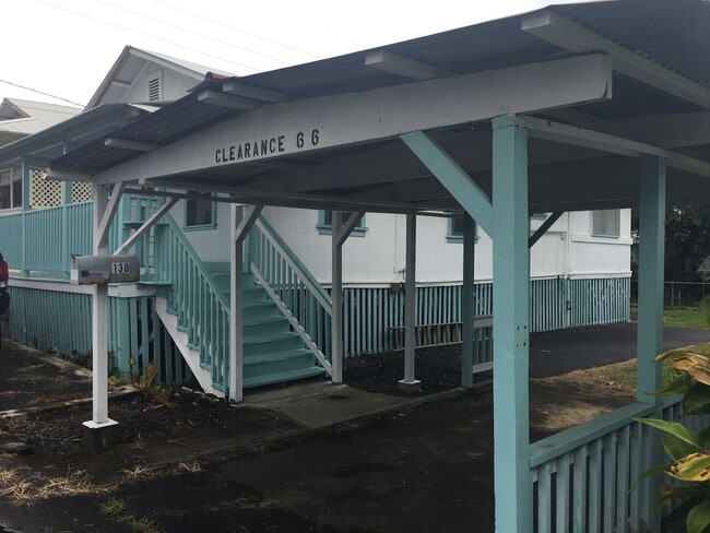 Building Photo - Small 3BR/1BA Home in Downtown Hilo!
