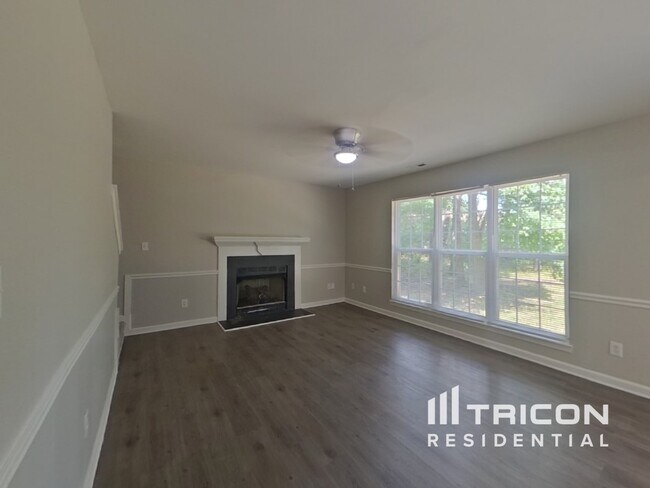 Building Photo - 9701 Pecota Ln