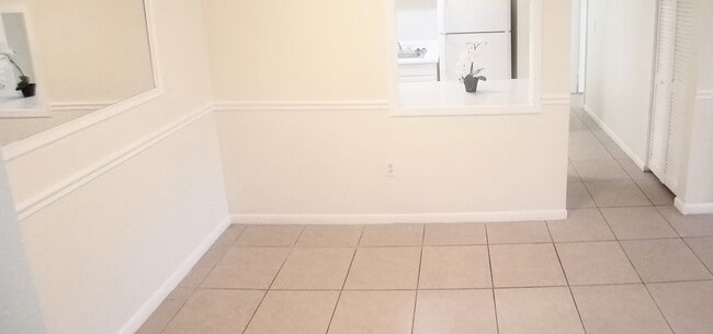 Building Photo - Cozy 1/1 Condo for rent at Wimbledon Park Close to Downtown Orlando.