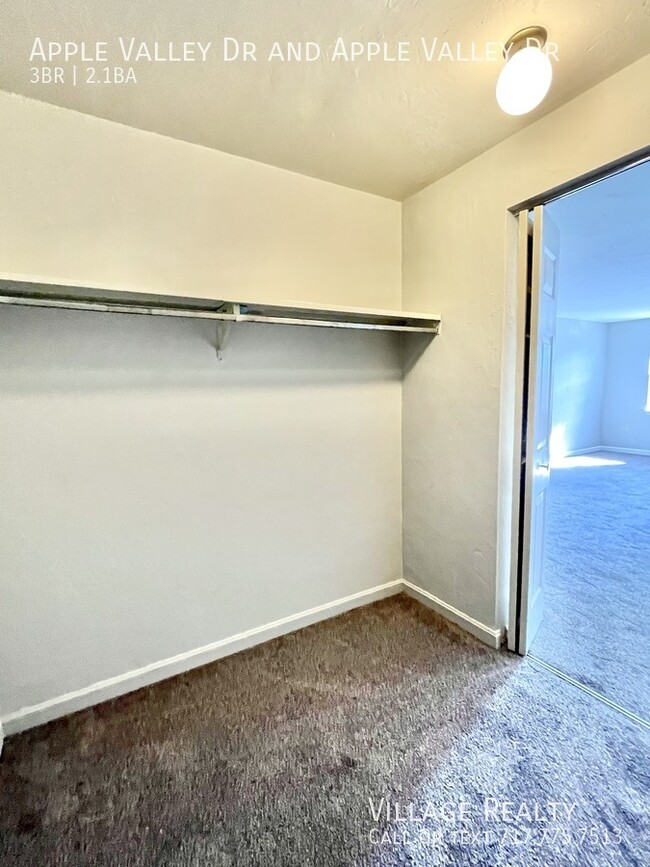 Building Photo - 1114 Apple Valley Dr