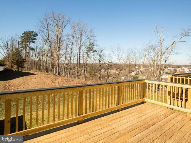 Building Photo - 127 Keller Ct