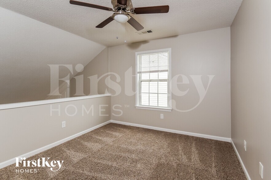 Building Photo - 1743 Taynton Cir