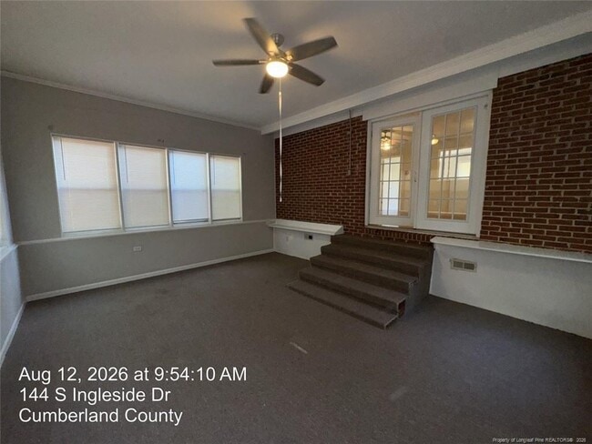 Building Photo - 144 S Ingleside Dr