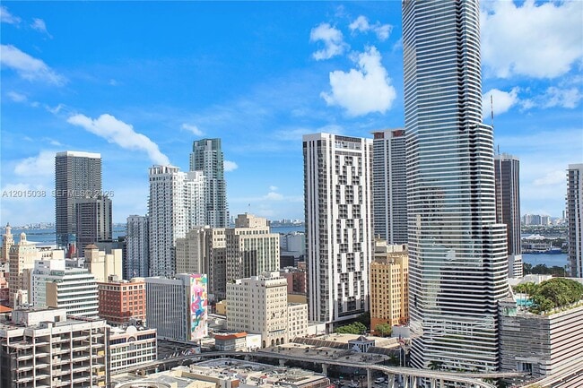 Building Photo - 350 S Miami Ave