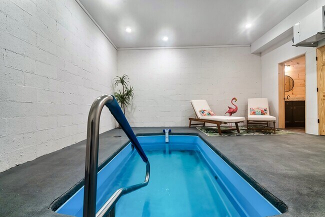 Building Photo - 2127 Eagle Feather Dr