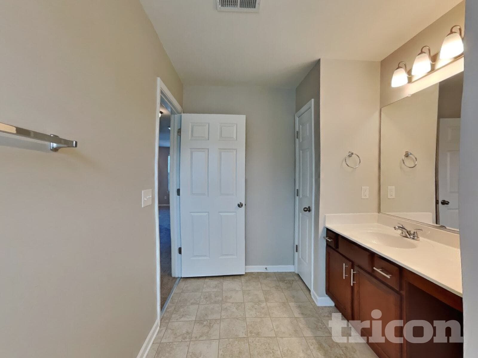 Building Photo - 5750 Misty Meadows Ct