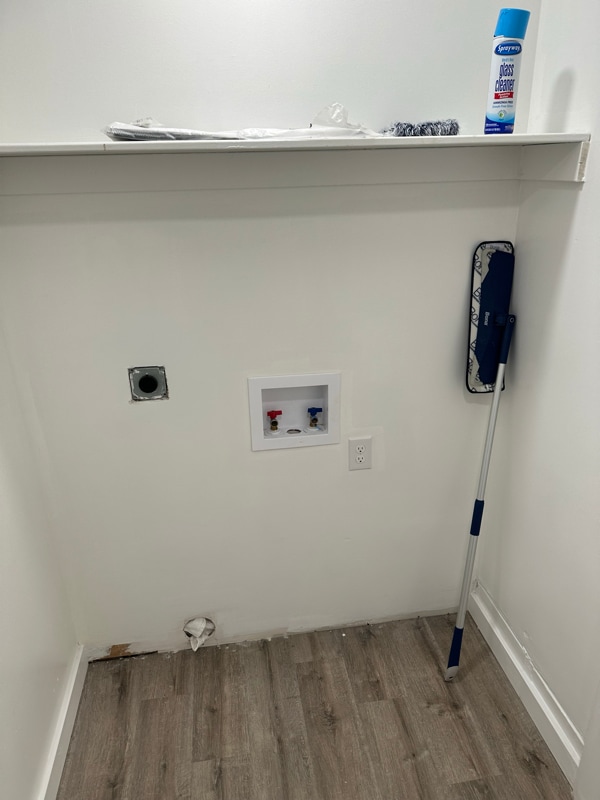 Building Photo - 4233 E 38th St