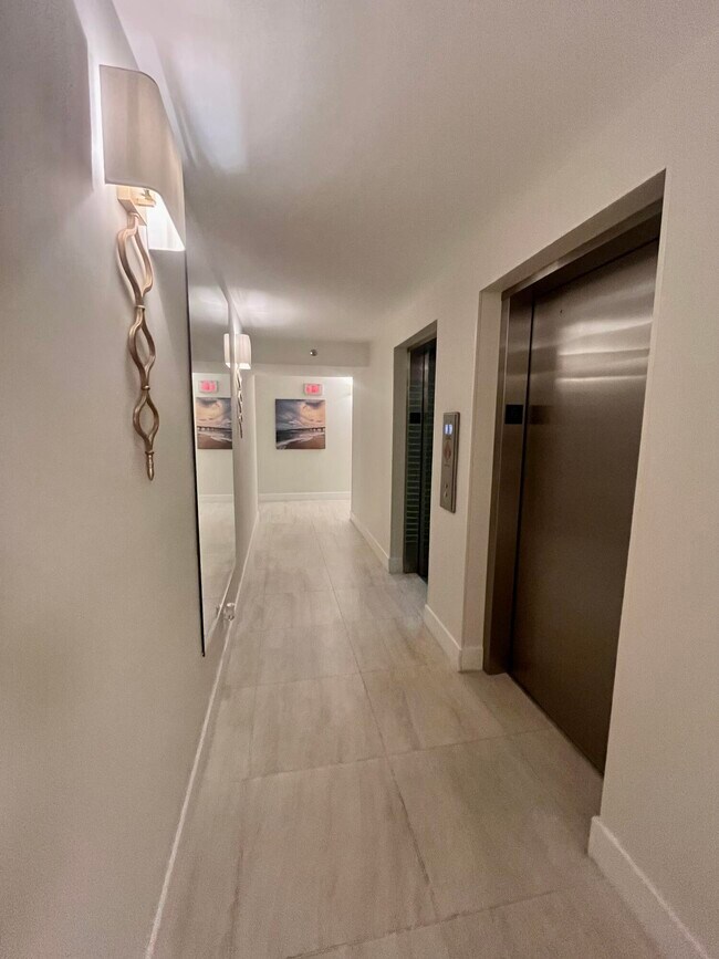 Building Photo - 5550 N Ocean Dr