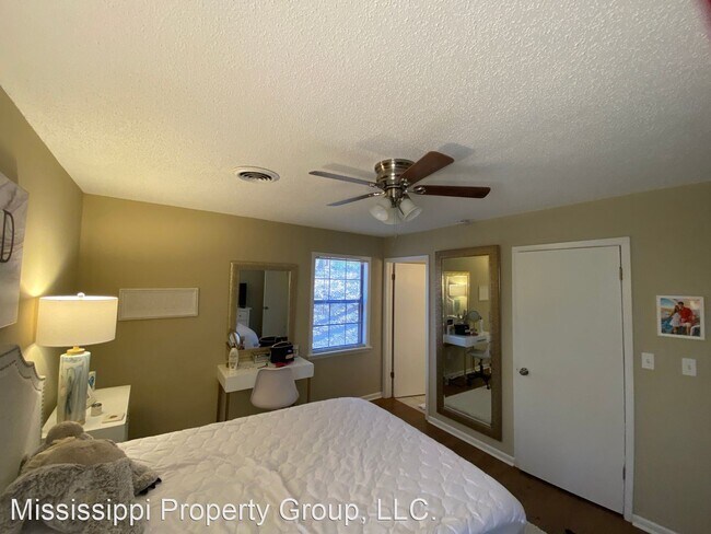 Building Photo - 3 br, 2 bath House - 350 Christman Drive