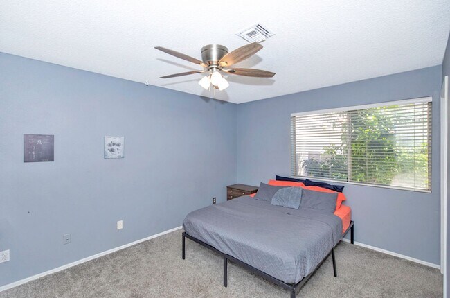 Building Photo - Pool home for rent August 1, 2025