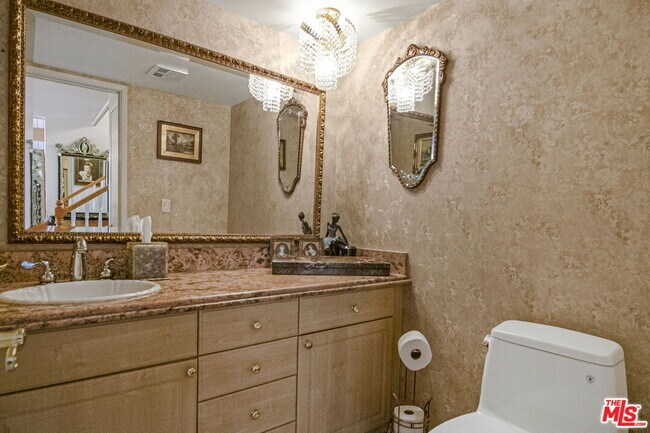 Building Photo - 2546 Cordelia Rd