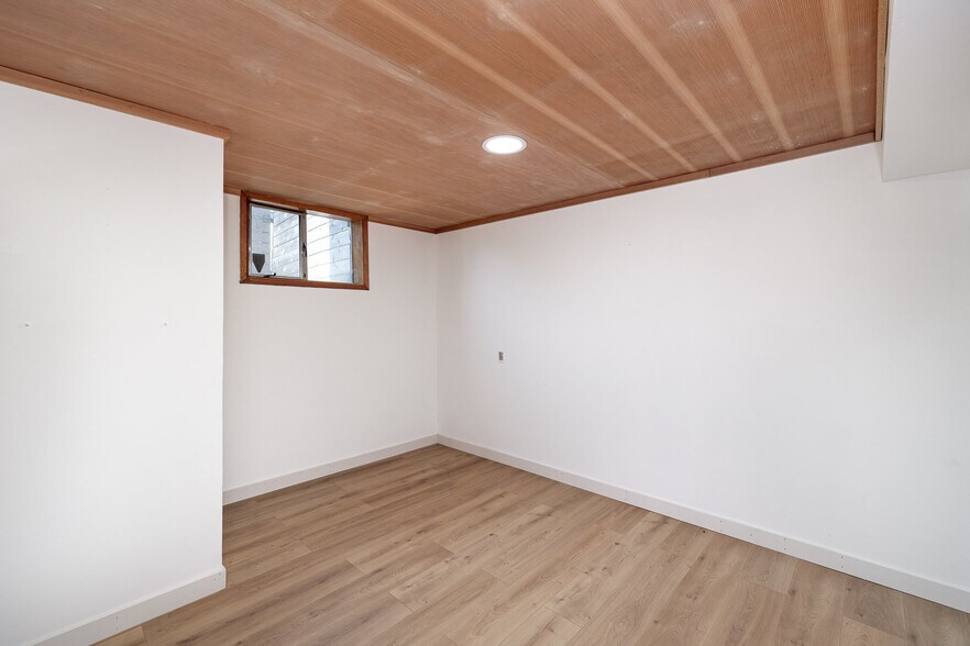 Building Photo - 458 SW 126th St
