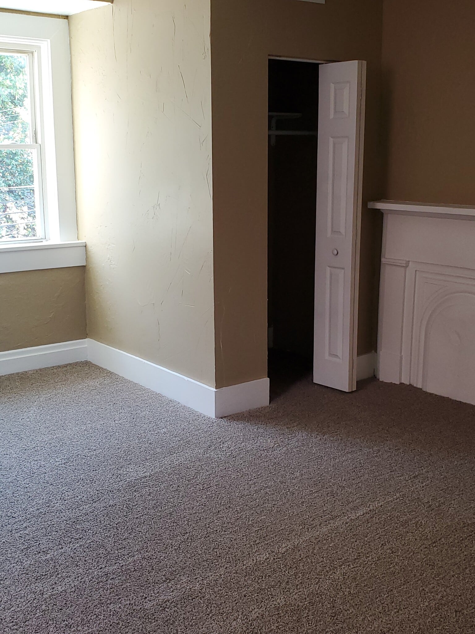 Front Bedroom - 2905 California Ave