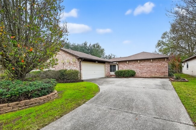 Building Photo - 21623 Crescent Heights St