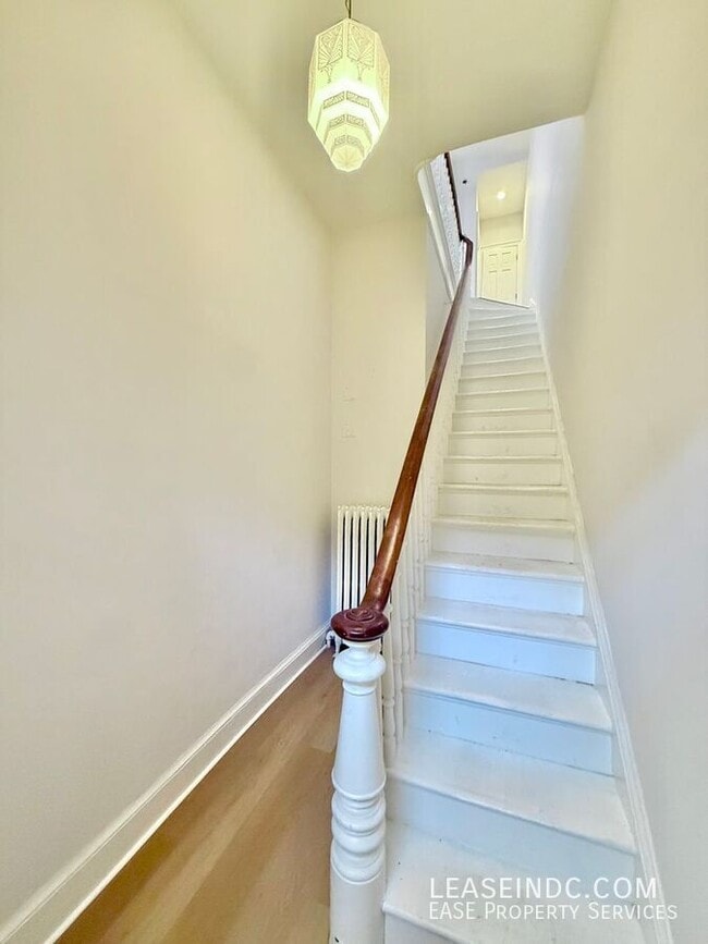 Building Photo - 1507 Vermont Ave NW