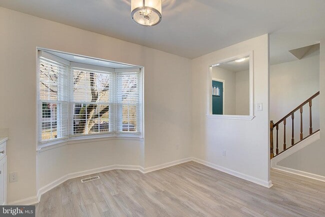 Building Photo - 1844 Sharwood Pl