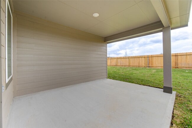 Building Photo - 9047 Rose Water Trl