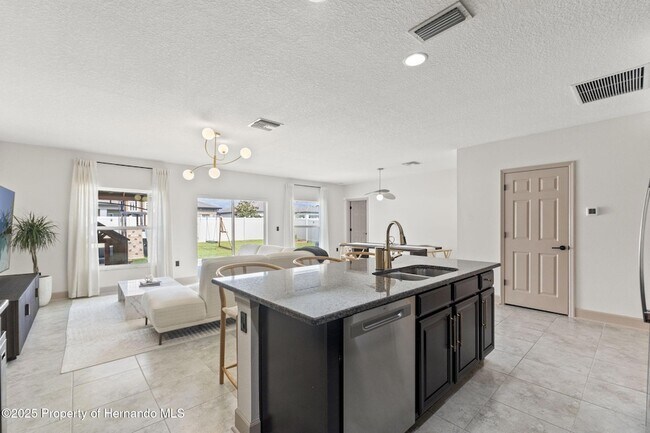 Building Photo - 12948 Conquistador Loop