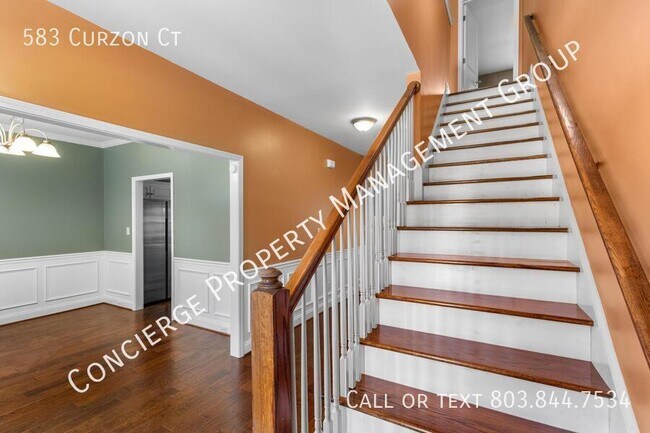 Building Photo - 583 Curzon Court