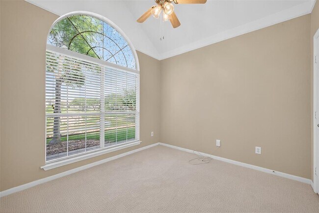 Building Photo - 7914 Loyel Pointe Dr