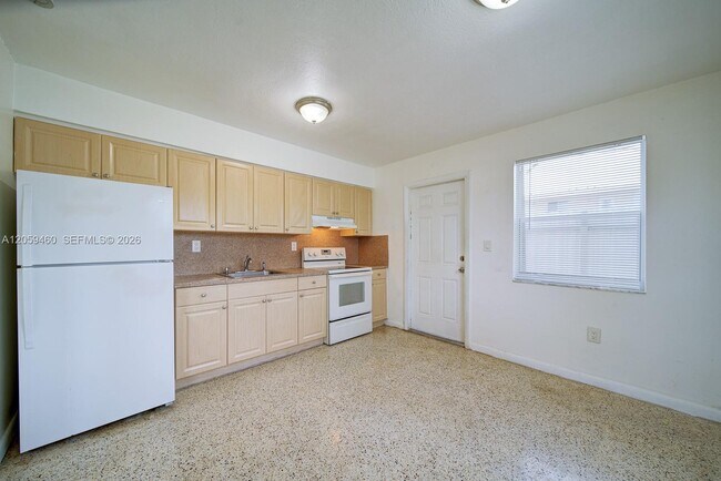 Building Photo - 7358 SW 23rd St