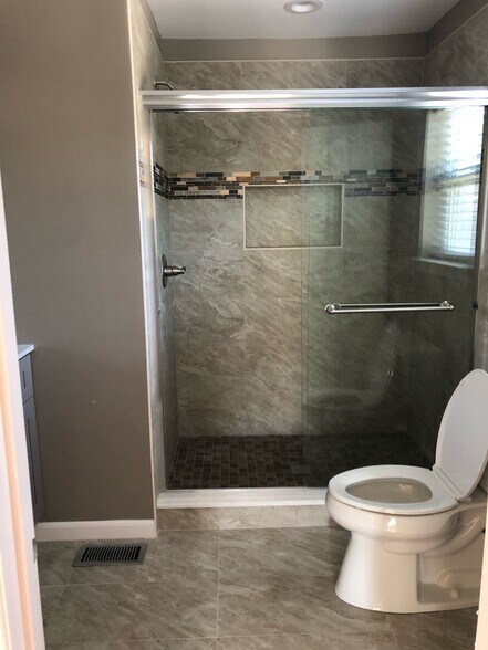 Renovated master bathroom - 202 Dresher Woods Drive