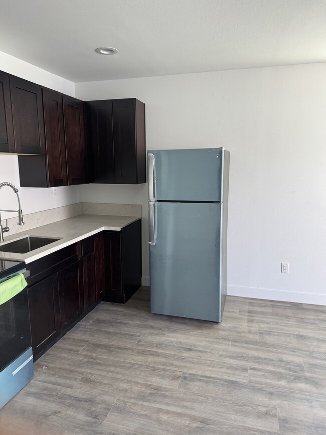 Building Photo - 1487 Claremont Pl