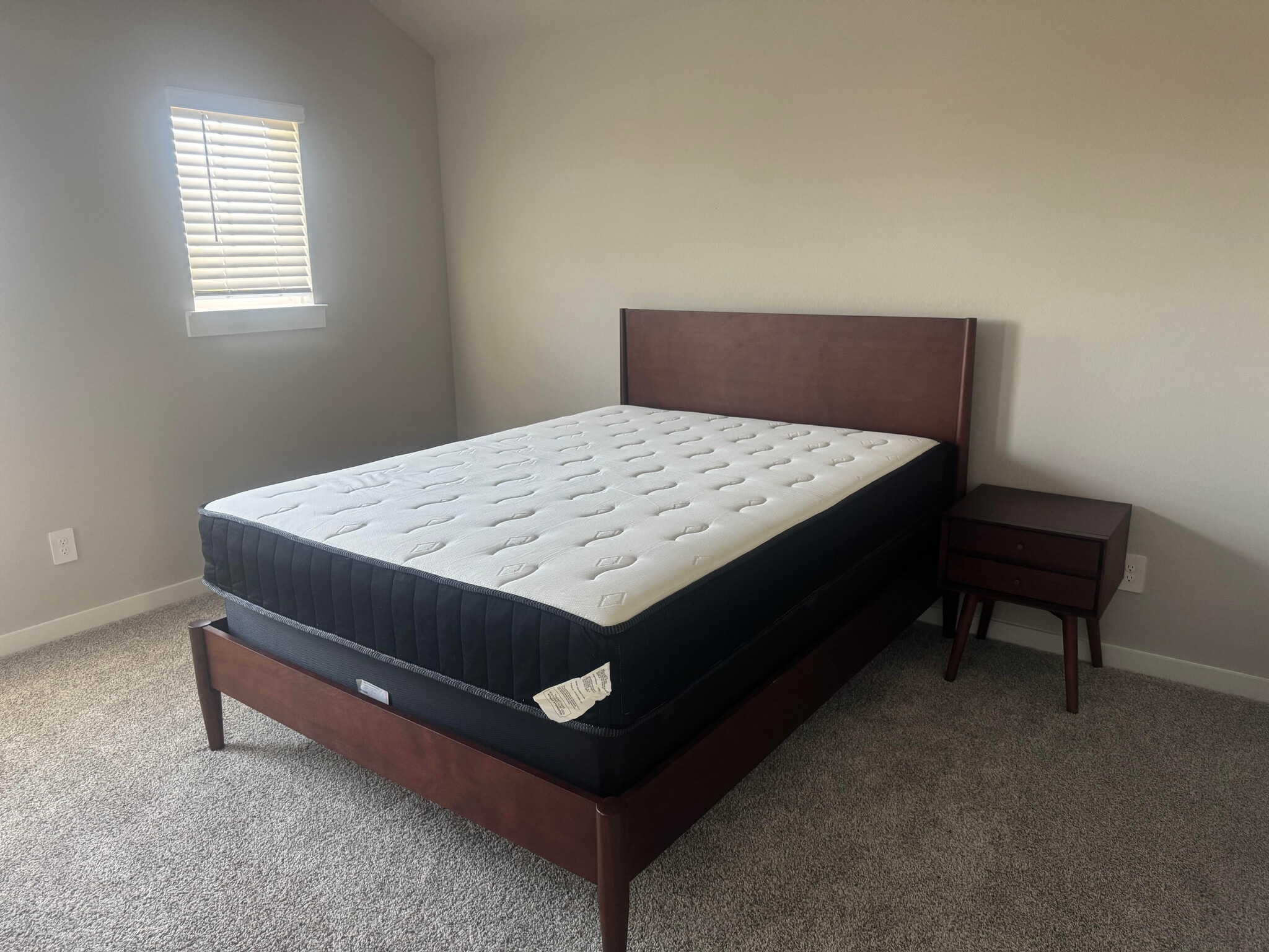 Bed Mattress - 5018 Magnolia Springs Dr