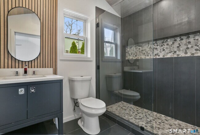 Building Photo - 86 New St