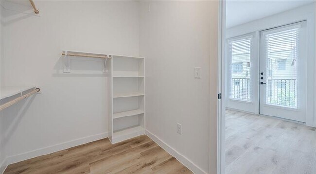 Building Photo - 3900 Berkman Dr