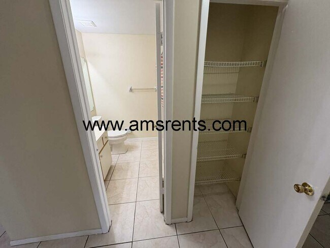 Building Photo - 3285 Peace Pipe Dr