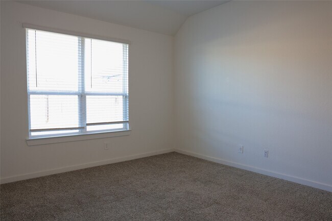 Building Photo - 22502 Petrizzi Ln