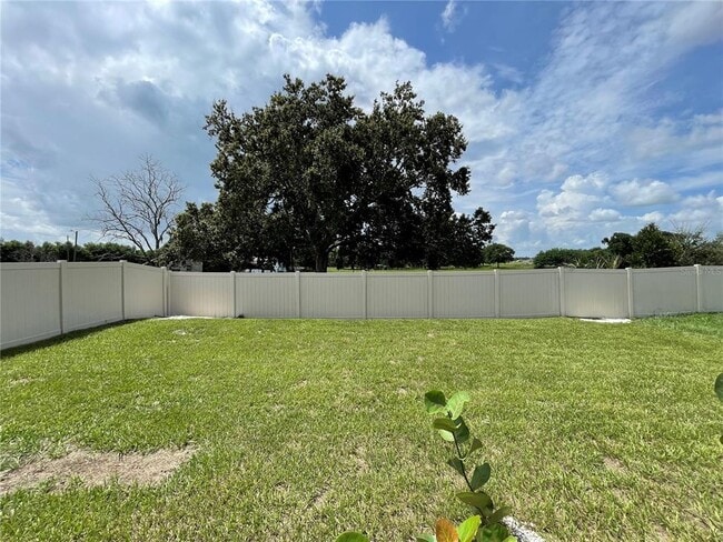 Building Photo - 689 Crown Rose Dr